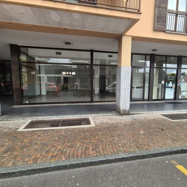 ufficio in vendita a Morbegno
