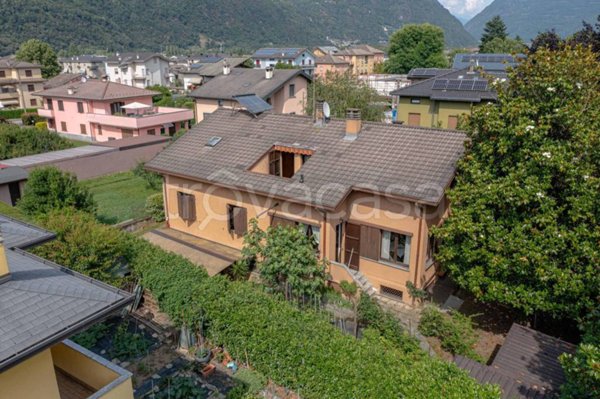 casa indipendente in vendita a Morbegno