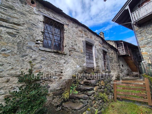 casa indipendente in vendita a Morbegno in zona Valle