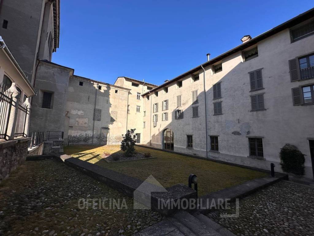 ufficio in vendita a Morbegno