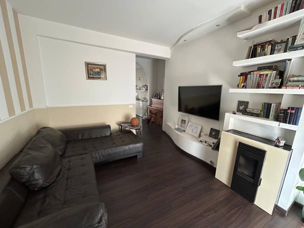 casa indipendente in vendita a Morbegno