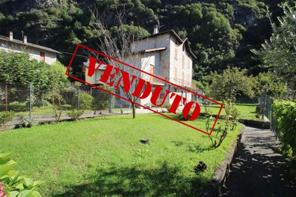 casa semindipendente in vendita a Novate Mezzola