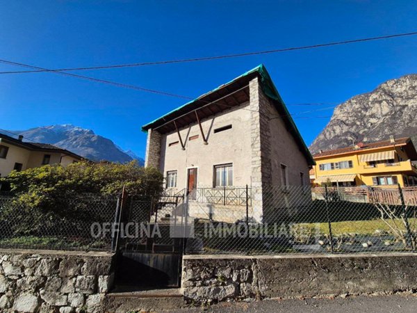 casa indipendente in vendita a Novate Mezzola