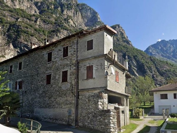 appartamento in vendita a Novate Mezzola