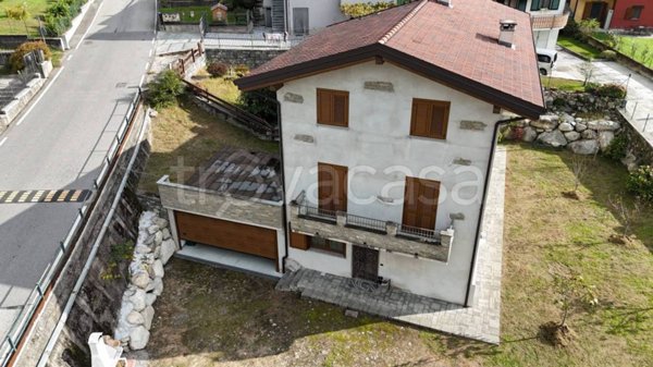 casa indipendente in vendita a Novate Mezzola
