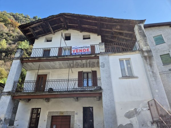 casa indipendente in vendita a Novate Mezzola