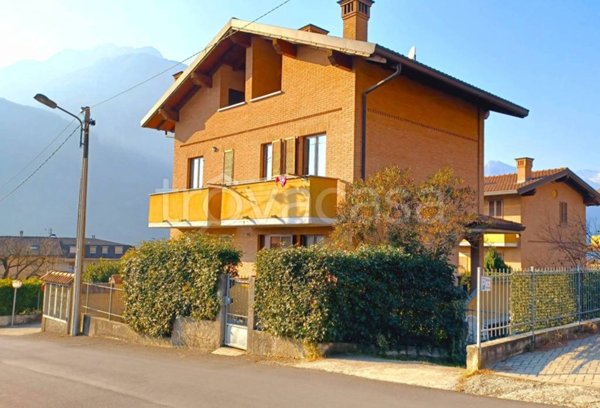 appartamento in vendita a Novate Mezzola