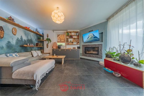 casa indipendente in vendita a Novate Mezzola