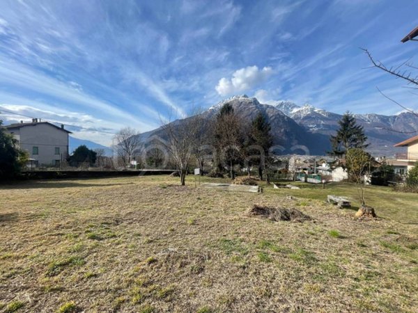 casa indipendente in vendita a Novate Mezzola