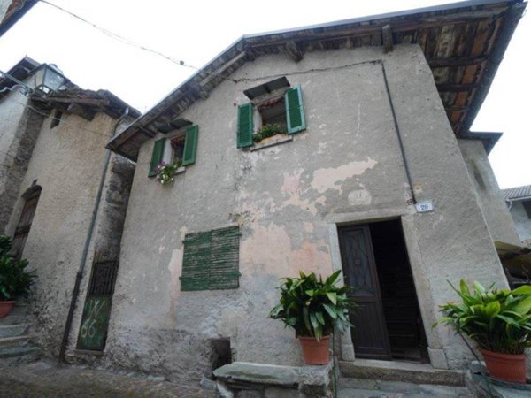 casa indipendente in vendita a Novate Mezzola