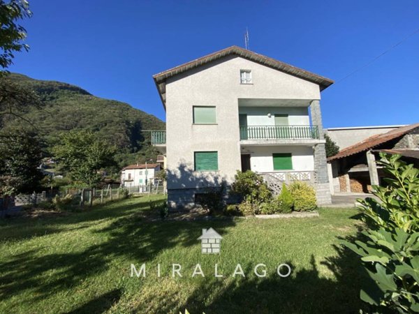 casa indipendente in vendita a Piantedo