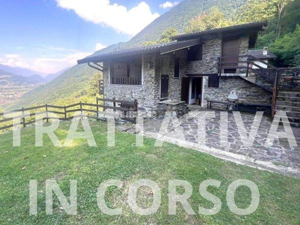 casa indipendente in vendita a Piantedo