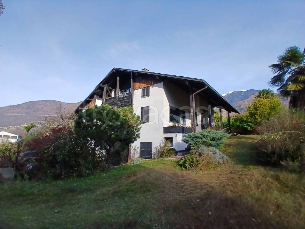 casa indipendente in vendita a Piateda