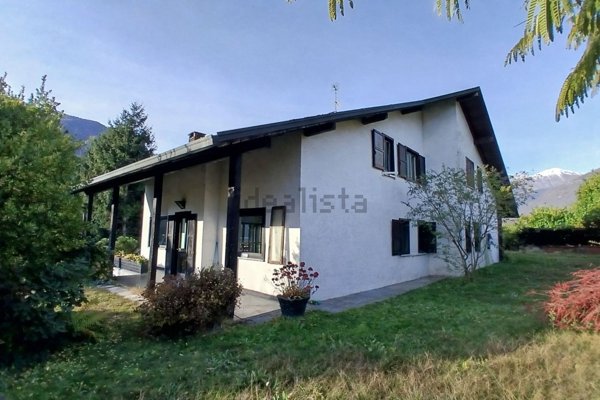 casa indipendente in vendita a Piateda