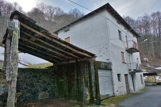 casa indipendente in vendita a Piateda