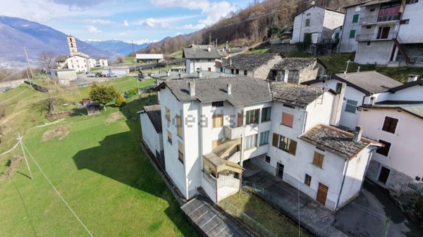 casa semindipendente in vendita a Piateda