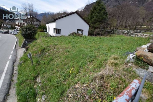 casa indipendente in vendita a Piuro in zona Prosto