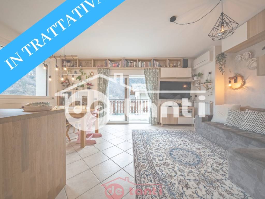 casa indipendente in vendita a Piuro in zona Santa Croce