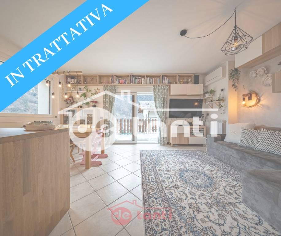 casa indipendente in vendita a Piuro in zona Santa Croce
