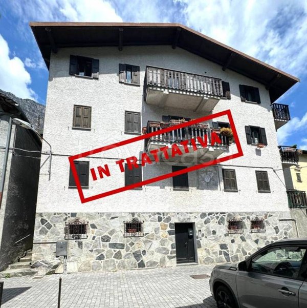 appartamento in vendita a Piuro in zona Santa Croce