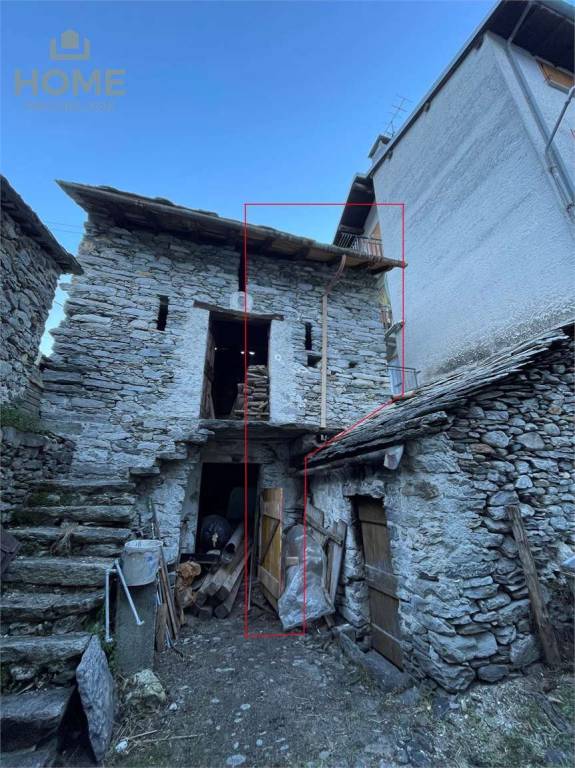 appartamento in vendita a Piuro in zona Santa Croce