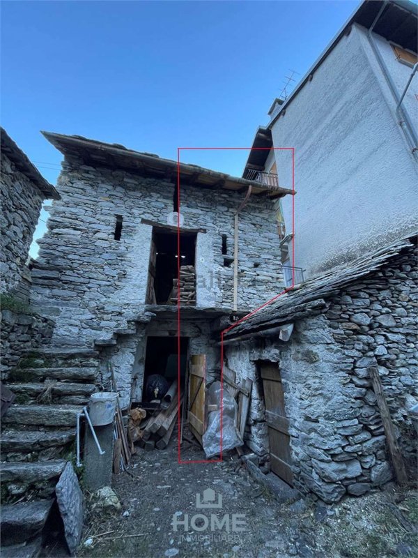 appartamento in vendita a Piuro in zona Santa Croce