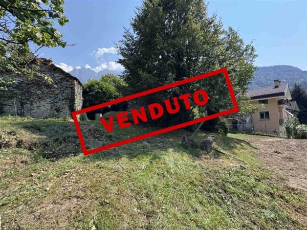 casa indipendente in vendita a Piuro in zona Prosto