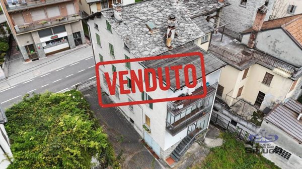 casa indipendente in vendita a Piuro in zona Borgonuovo