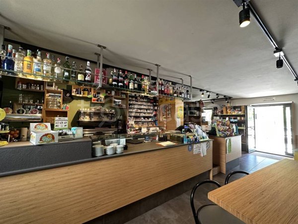 negozio in vendita a Piuro in zona Santa Croce