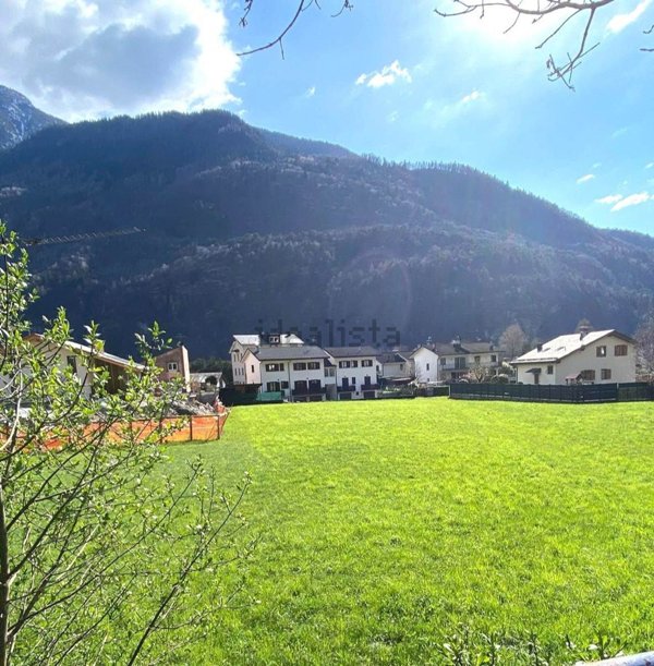 casa indipendente in vendita a Piuro in zona Borgonuovo