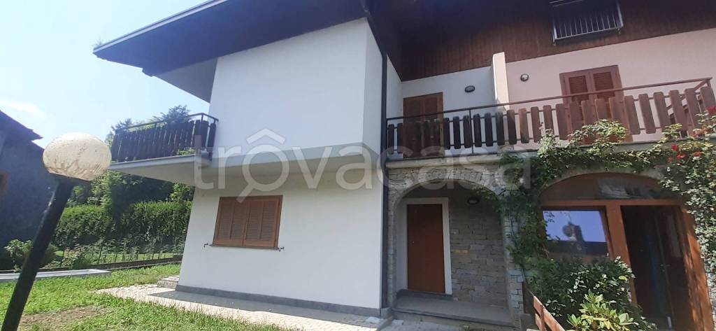 casa indipendente in vendita a Poggiridenti