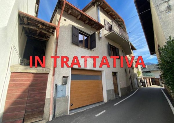 casa indipendente in vendita a Poggiridenti