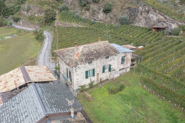 casa indipendente in vendita a Poggiridenti