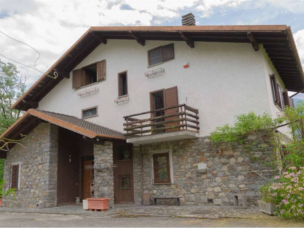 casa indipendente in vendita a Poggiridenti