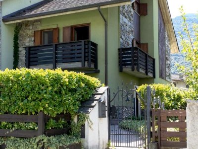 casa indipendente in vendita a Poggiridenti