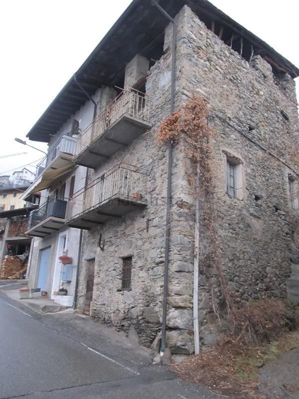 pentavano in vendita a Poggiridenti