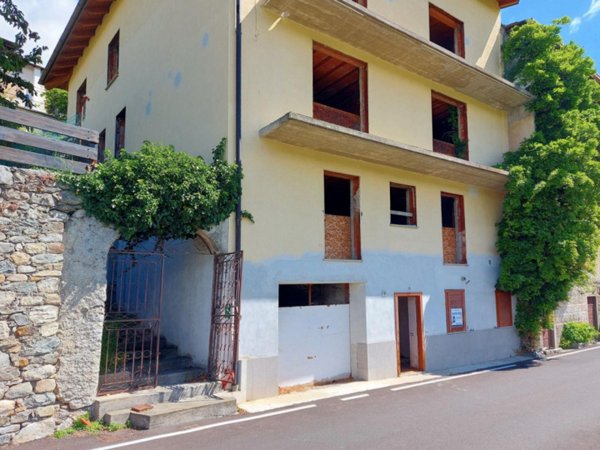 appartamento in vendita a Poggiridenti