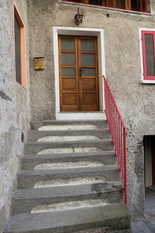 casa indipendente in vendita a Poggiridenti