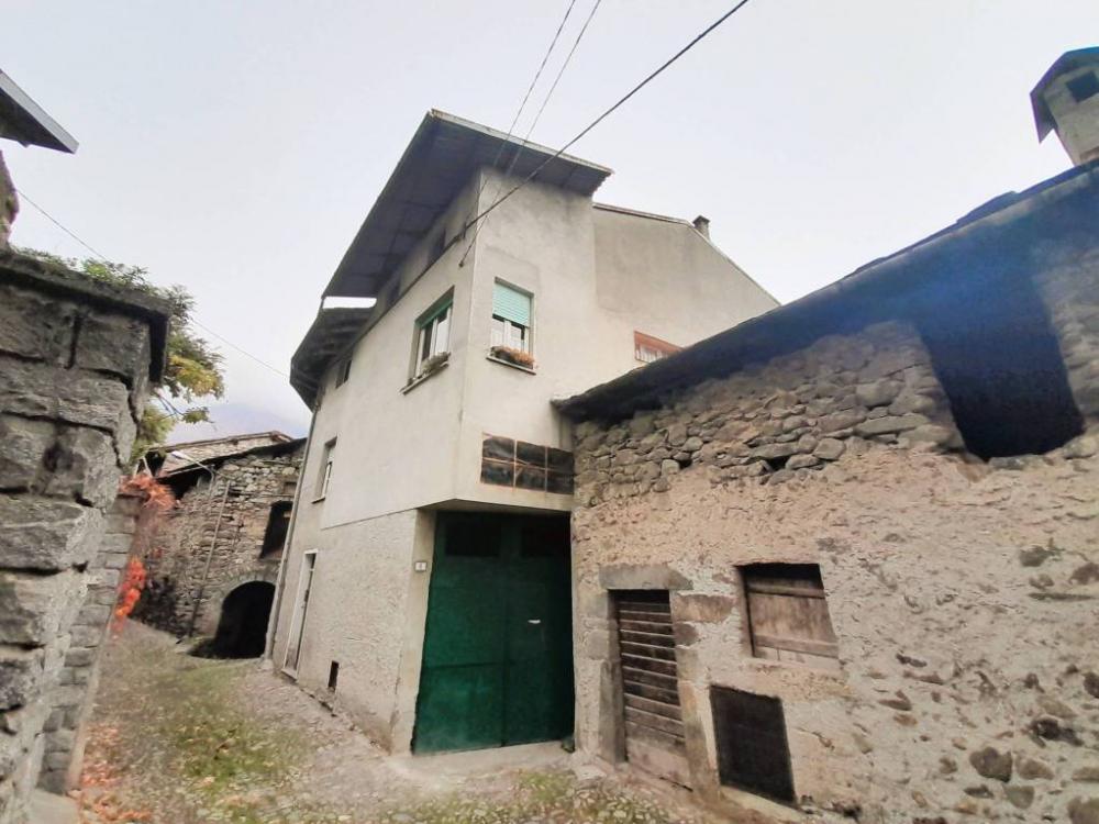 appartamento in vendita a Ponte in Valtellina