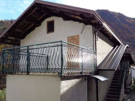 appartamento in vendita a Ponte in Valtellina in zona Arigna