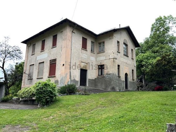 casa indipendente in vendita a Ponte in Valtellina in zona Sazzo