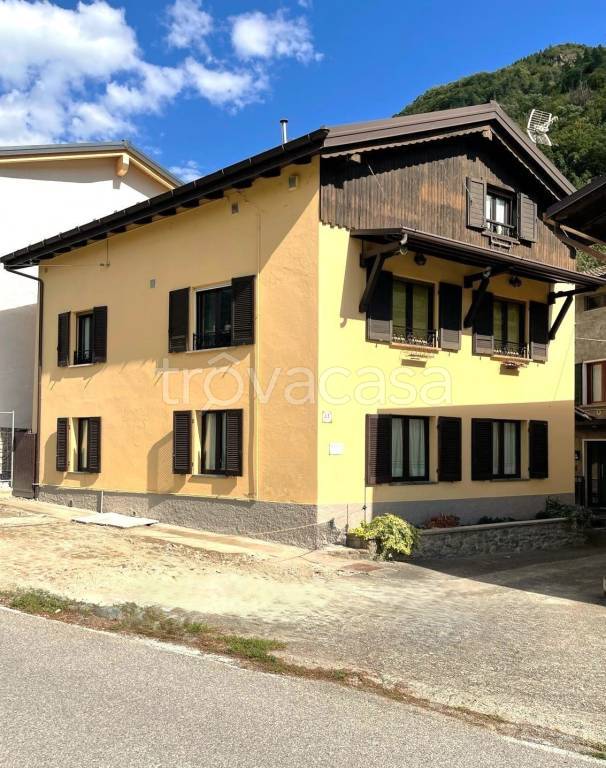 casa indipendente in vendita a Ponte in Valtellina
