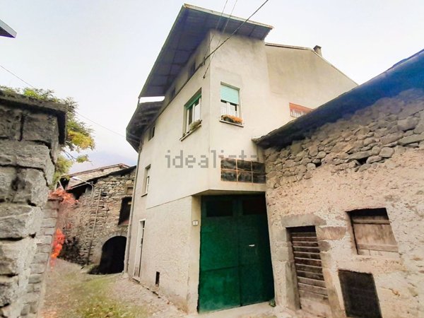 appartamento in vendita a Ponte in Valtellina