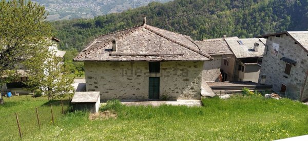 casa indipendente in vendita a Ponte in Valtellina