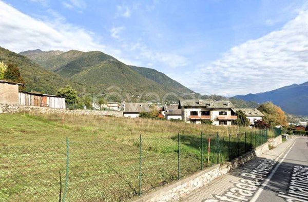 terreno edificabile in vendita a Ponte in Valtellina