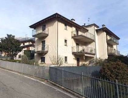 appartamento in vendita a Ponte in Valtellina in zona Carolo