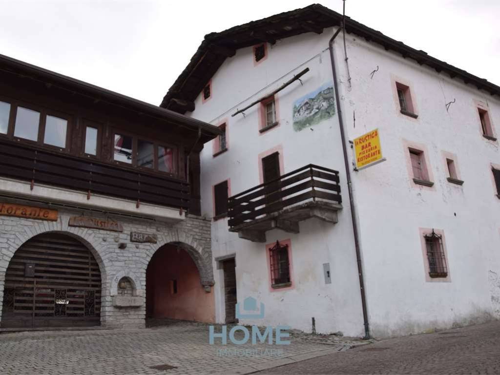 intera palazzina in vendita a Prata Camportaccio