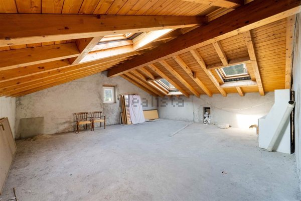 appartamento in vendita a Prata Camportaccio