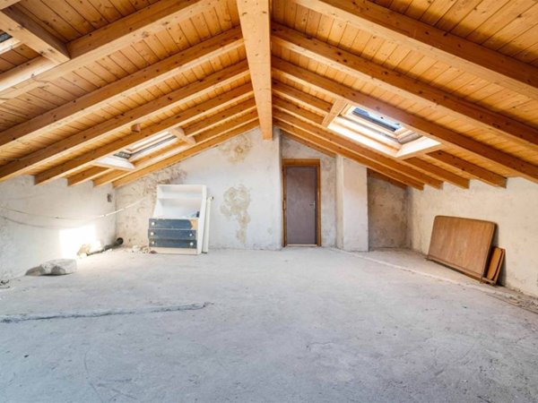 appartamento in vendita a Prata Camportaccio