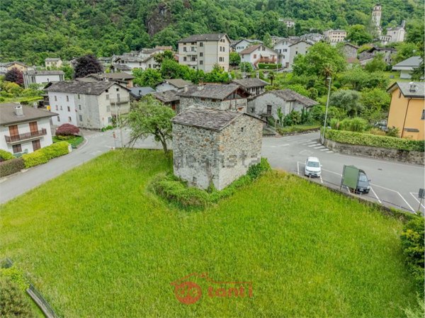 appartamento in vendita a Prata Camportaccio
